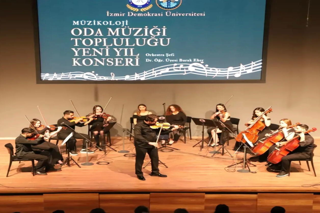 İzmir Demokrasi Üniversitesi Müzikoloji Oda Müziği Topluluğu Yeni Yıl Konseri